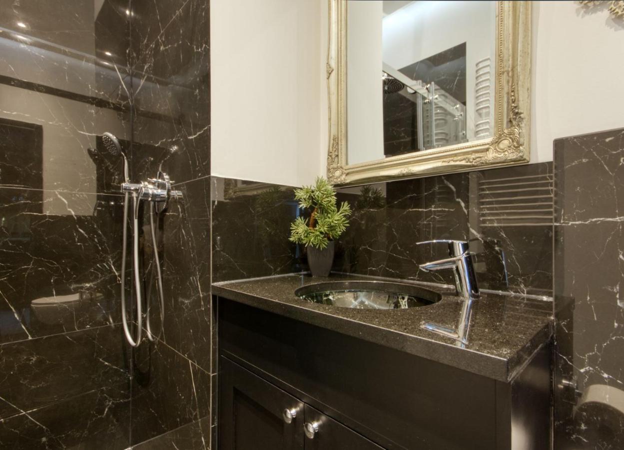 Prymasa Tysiaclecia 83A By Homeprime Varsavia Esterno foto